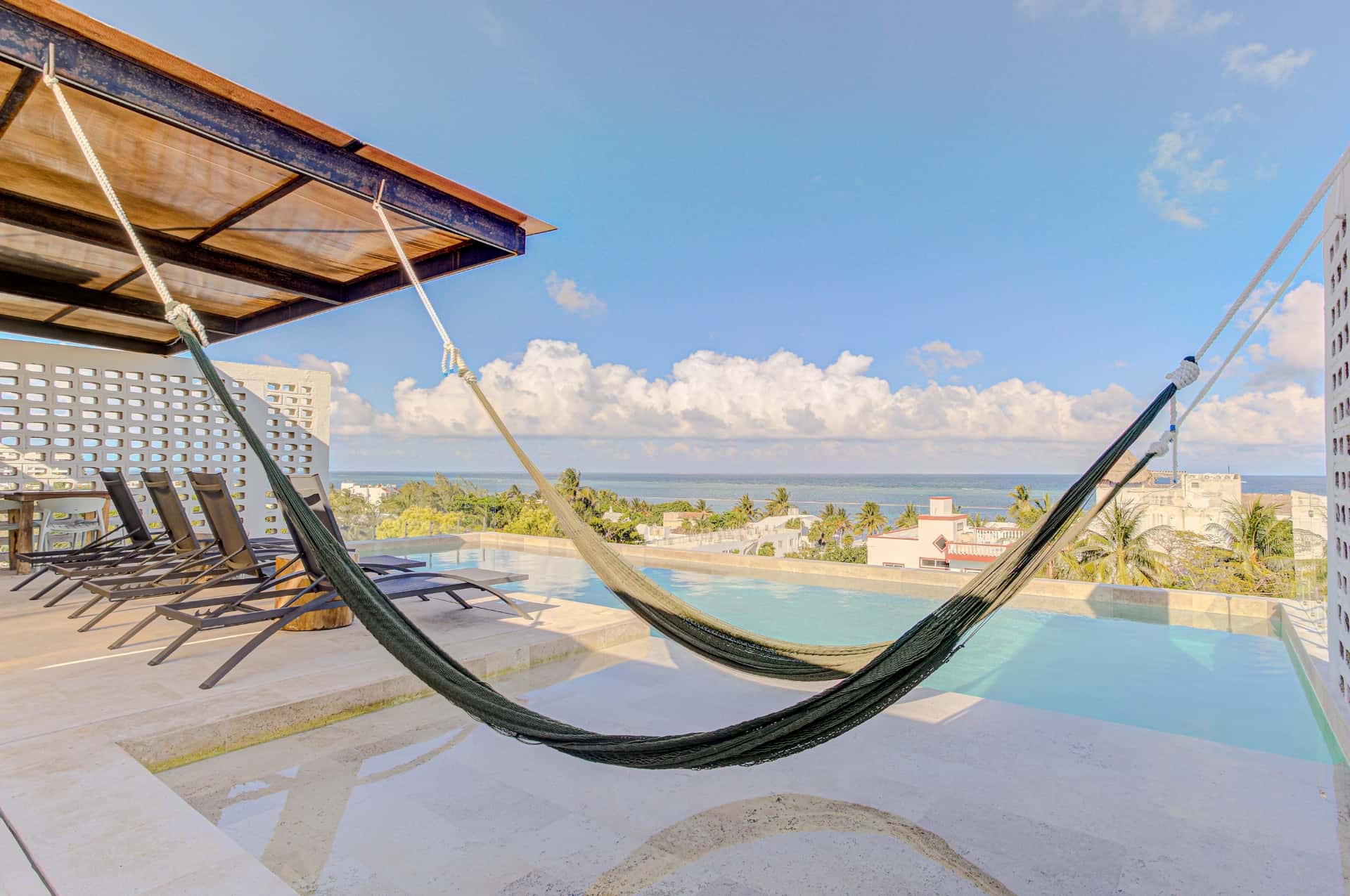 Puerto Morelos rooftop pool